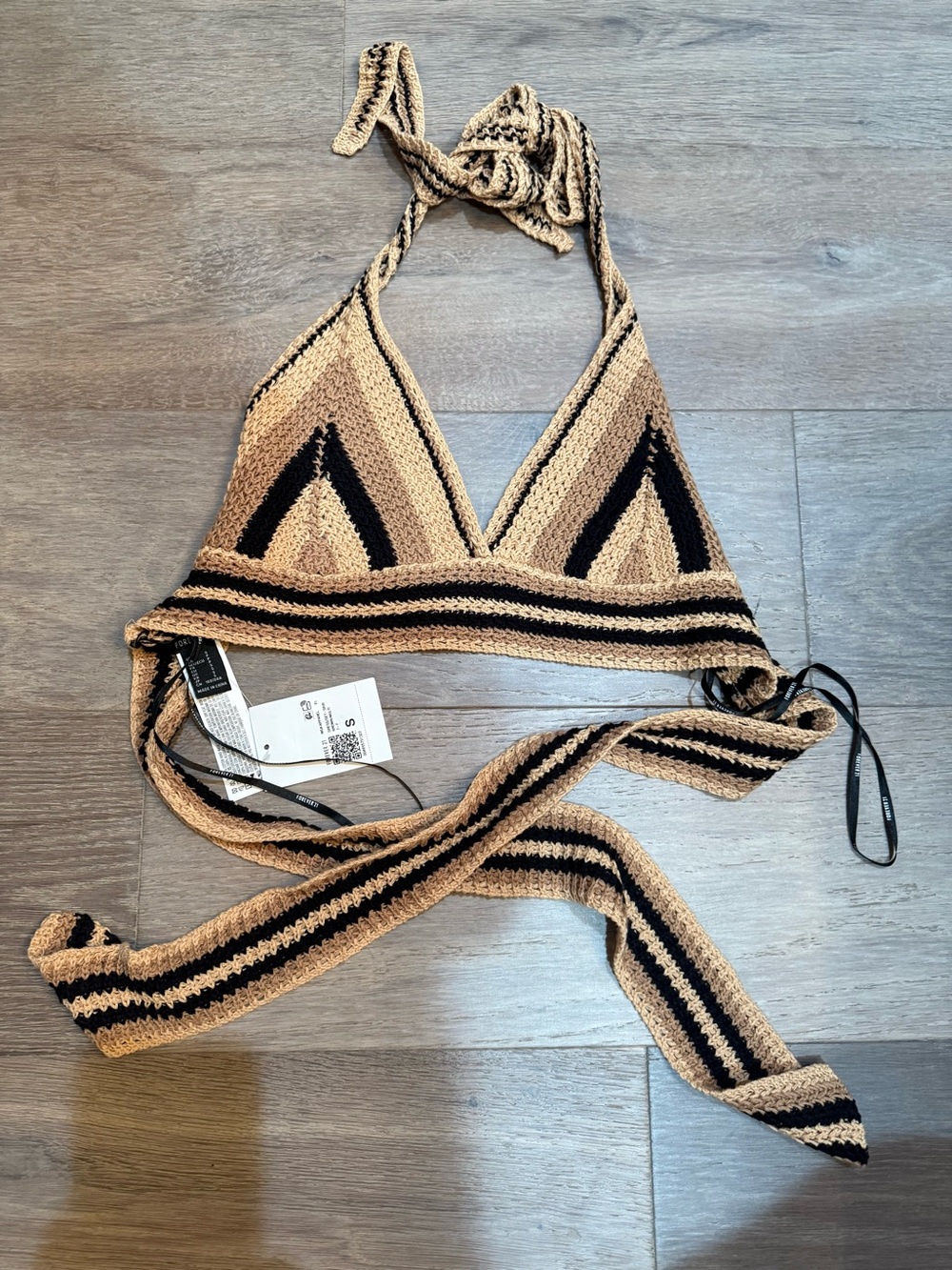 Forever 21 Crochet Tie-Front Crop Top in Tan and Black
